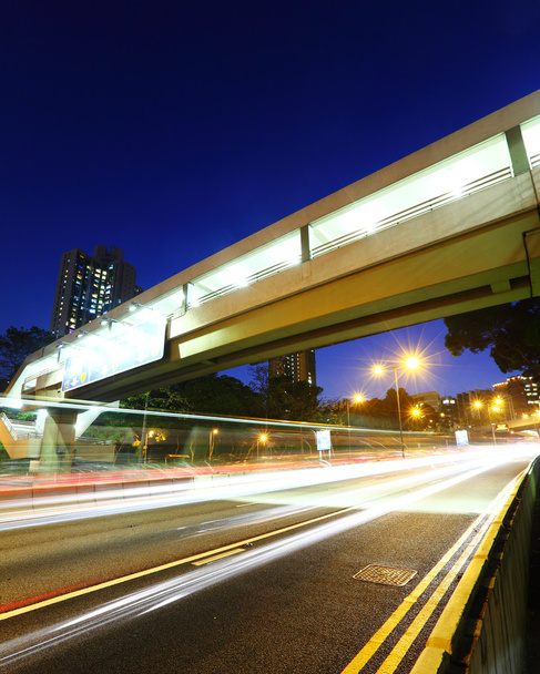 高速道路上のトラフィックの光トレイル - 写真・画像