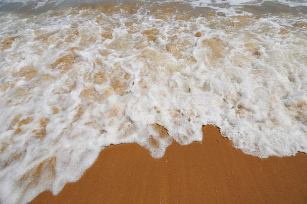 spum branco na praia
 - Foto, Imagem