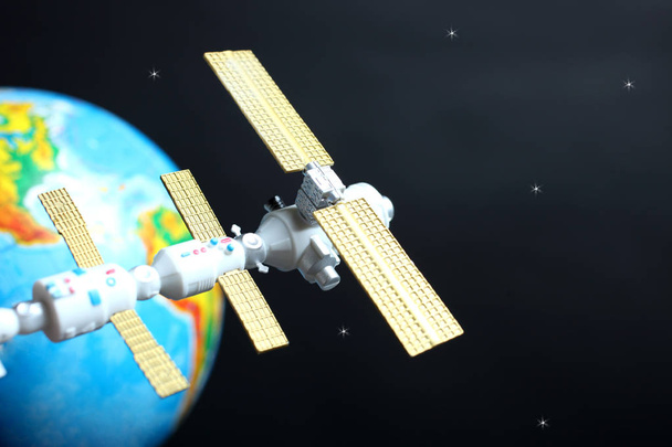estación espacial en el espacio
  - Foto, imagen