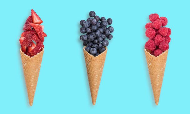 Healthy fresh fruits ice creams - Photo, Image