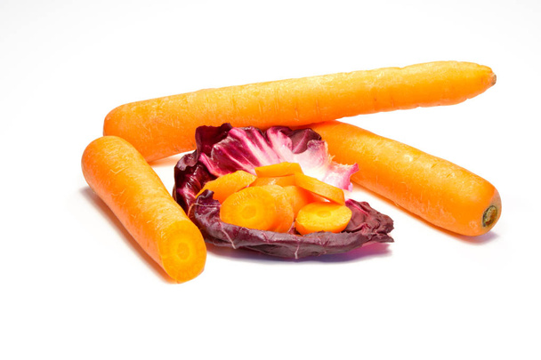 Радіккіо і морква джерело вітамінів
 - Фото, зображення