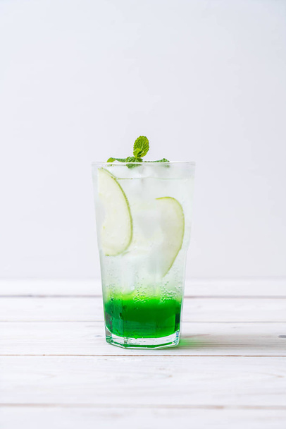 green apple soda - Zdjęcie, obraz