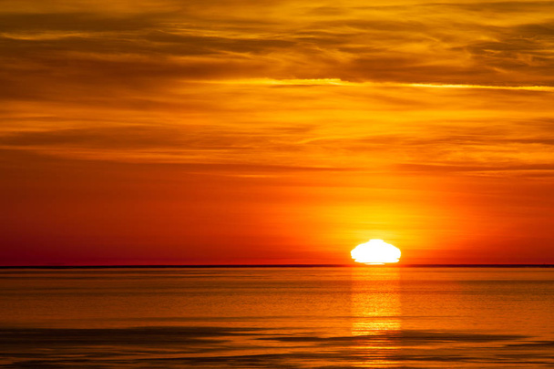Na západ slunce v Tichém oceánu - Fotografie, Obrázek