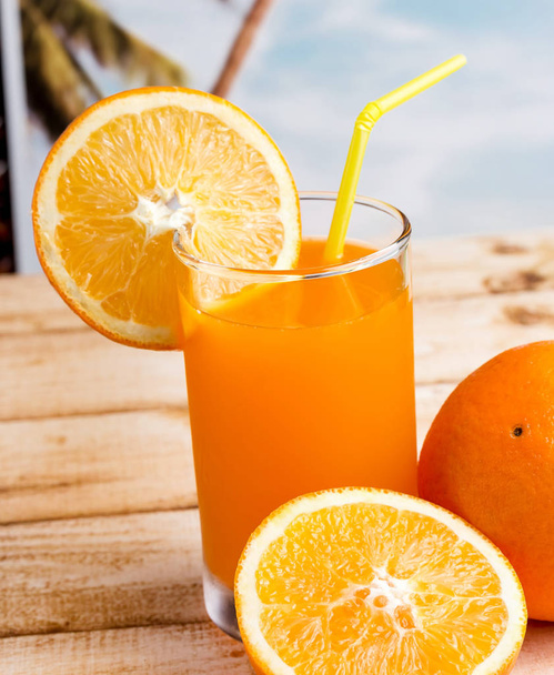 Narenciye meyve ve meyve suyu, içecekler portakal suyu içecek anlamına gelir  - Fotoğraf, Görsel