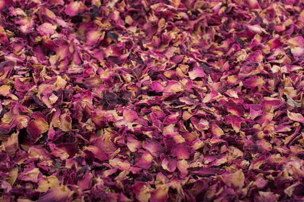 Hintergrund getrockneter Rosenblätter als Kräutertee - Foto, Bild
