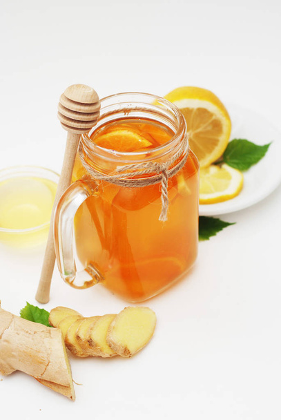 Glass of Fruit tea Dring. Ginger, lemon and Honey. Health food Concept. Healthy Drink. - Foto, Imagem