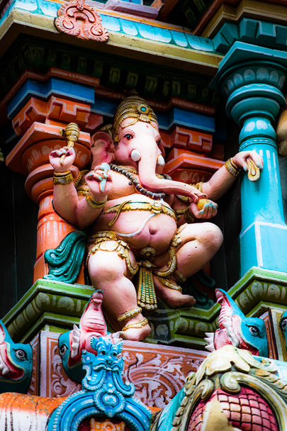 Detalles del Templo Meenakshi - uno de los templos más grandes y antiguos de Madurai, India
. - Foto, Imagen