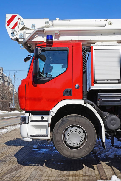 Camión de bomberos en la calle
 - Foto, imagen