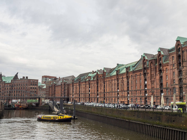 a város és a kikötő, Hamburg, Németország - Fotó, kép