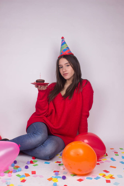 торт на день рождения девочка изолирован
 - Фото, изображение