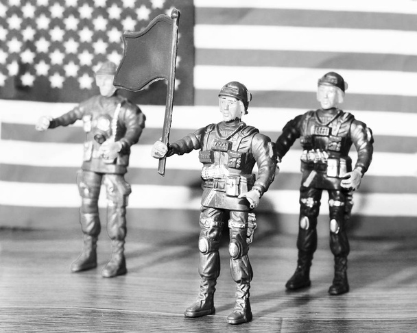 31. března 2018. Moskva, Rusko. Vojáci hraček plastický pro chlapce, americkou armádu, vlajku - Fotografie, Obrázek