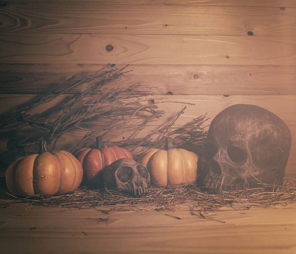   Halloween pumpkin on wood table. - Zdjęcie, obraz