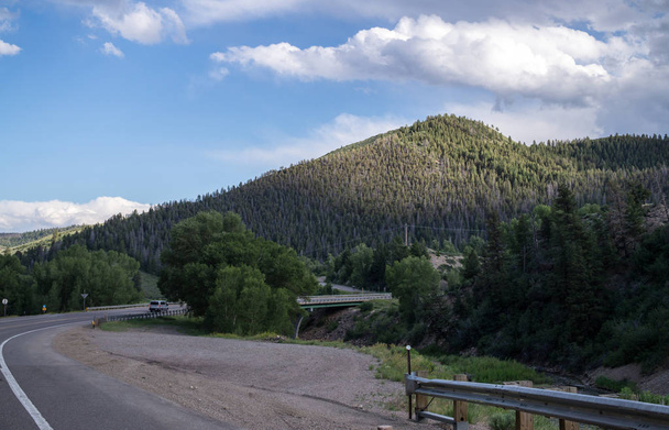 Picturesque highway. Journey to the Rocky Mountain National Park  - Photo, Image