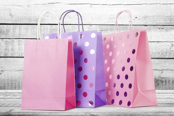 paper shopping bags - Фото, зображення