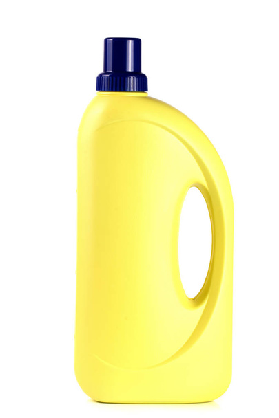 bouteille de détergent à vaisselle isolée sur fond blanc
 - Photo, image