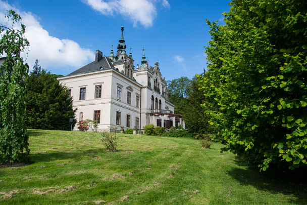 Schloss Velke Brezno, Böhmen, Tschechien - 写真・画像