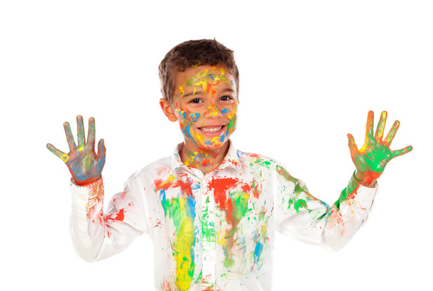 divertido chico africano con la cara y las manos cubiertas de pintura aislada sobre fondo blanco
 - Foto, Imagen