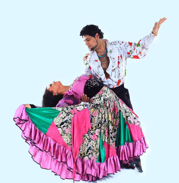 professional dance couple in a Gypsy costume perform folk dance - Foto, imagen