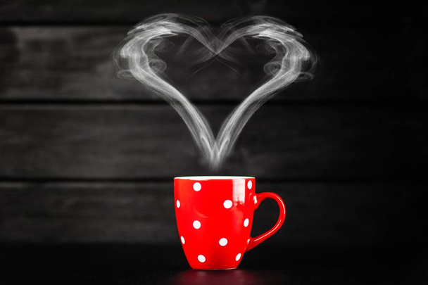 punainen kahvimuki - Valokuva, kuva