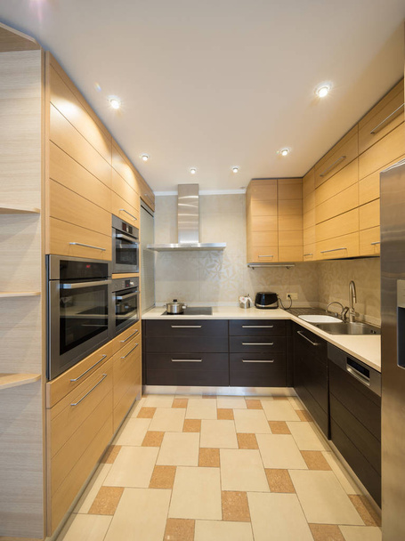 Kitchen in a modern house - Foto, imagen