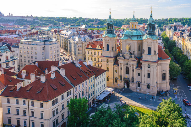 Ιερός Ναός Αγίου Νικολάου, πλατεία της παλιάς πόλης στην Τσεχική Δημοκρατία - Φωτογραφία, εικόνα