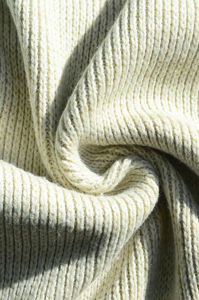 Kumaş dokusu yumuşak sarı örme kazak. Görüntüyü iplikler bağlarında yapısı - Fotoğraf, Görsel