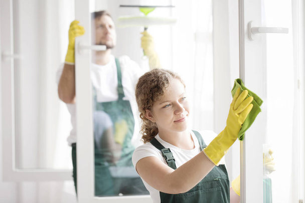 People cleaning windows - Zdjęcie, obraz