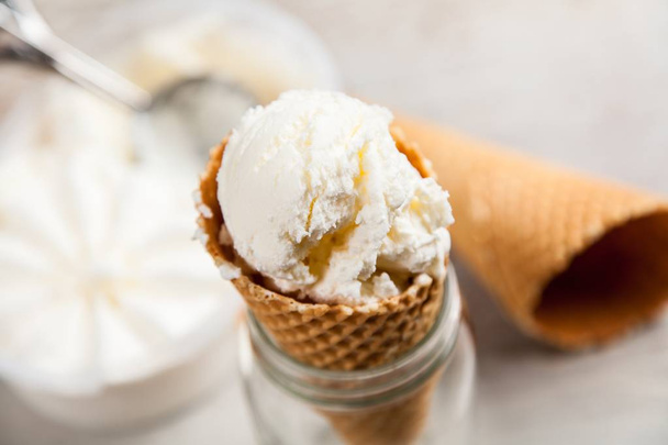 Ice cream cone - Фото, зображення