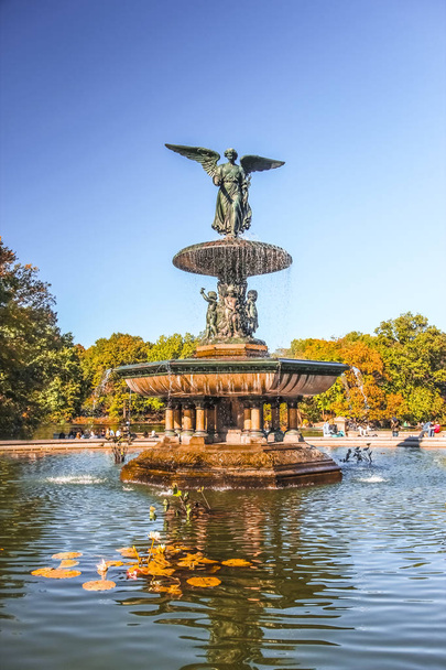 Πόλη της Νέας Υόρκης Central Park Bethesda αίθριο και το σιντριβάνι - Φωτογραφία, εικόνα