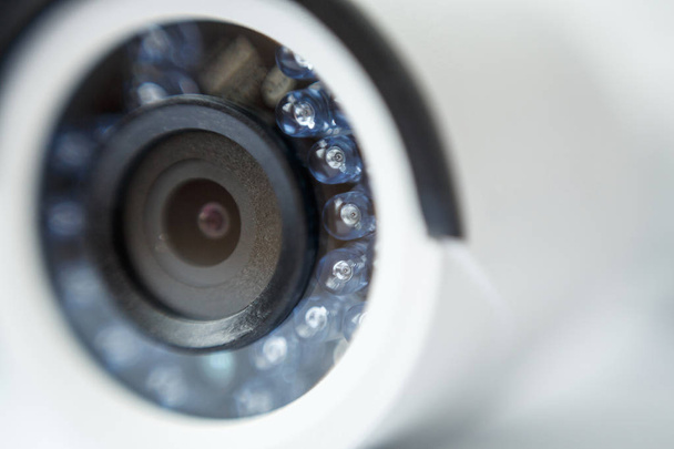 Close up white color cctv security camera - Foto, afbeelding