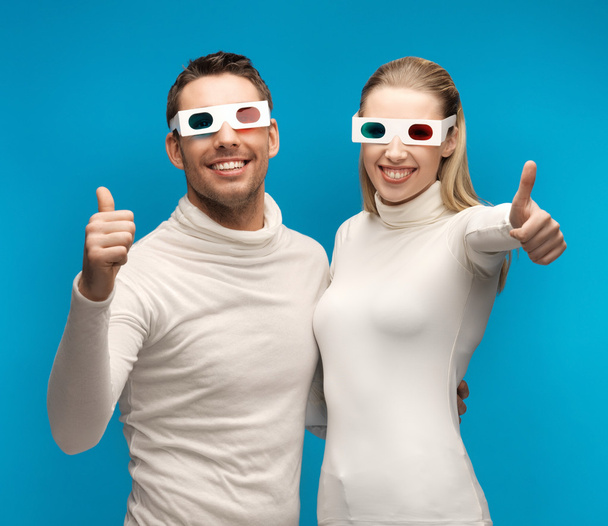 Man and woman with 3d glasses - Zdjęcie, obraz