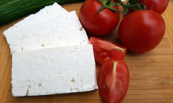 White cheese with tomatoes - Φωτογραφία, εικόνα