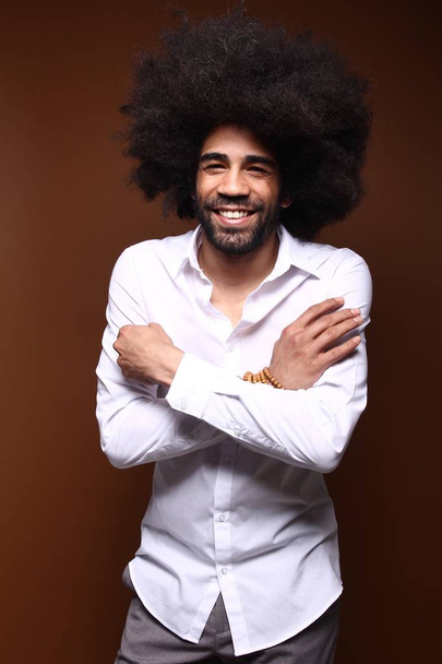 Portrait of a happy afro man - Фото, зображення