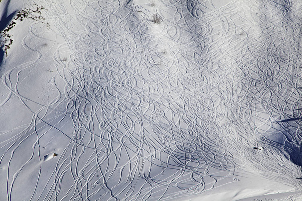 on the ski slope, snowboard traces - Photo, Image