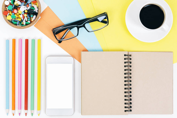 Working white desk top with items - 写真・画像