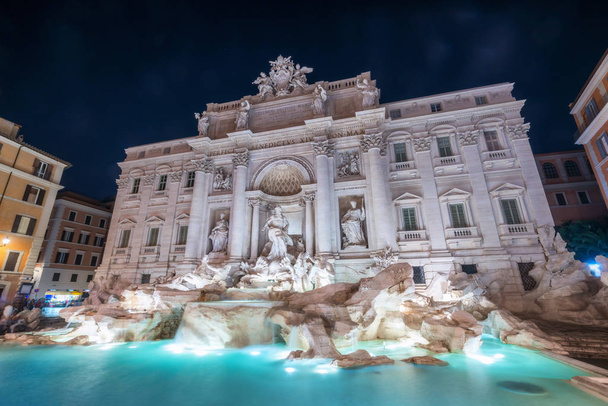 Fontaine de Trevi à Rome, Italie - Photo, image