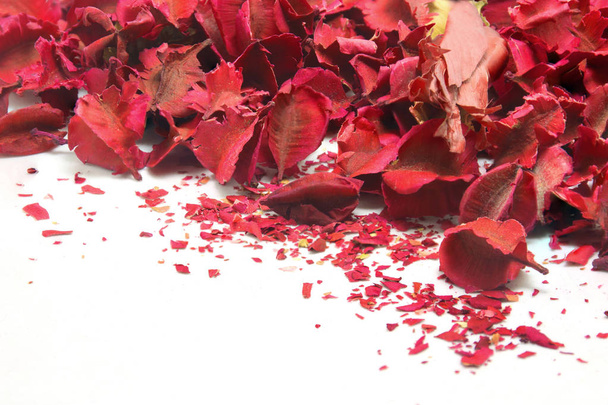 A pile of autumn leaves with red color paint is dried leaves. - Φωτογραφία, εικόνα