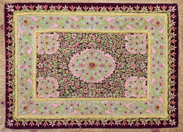 Tapete de lã e seda de design clássico, Delhi, Índia
. - Foto, Imagem