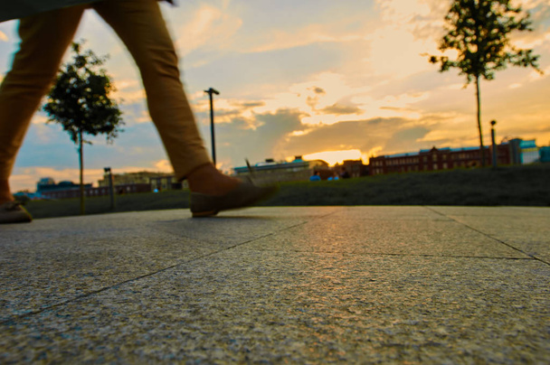 feet woman walking - Фото, изображение