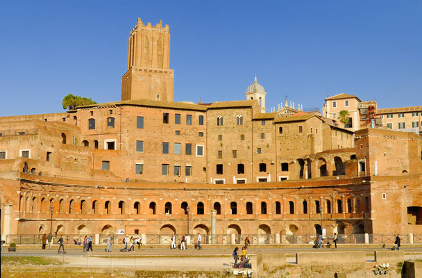 Foro Romano, el centro histórico de Roma, Italia
 - Foto, Imagen