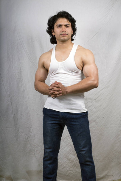 indian fitness model wearing white vest - Φωτογραφία, εικόνα