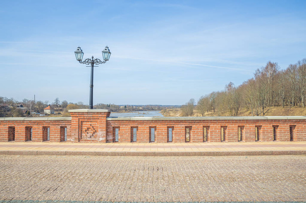 kuldiga Brücke und Fluss in Lettland. 2018 - Foto, Bild
