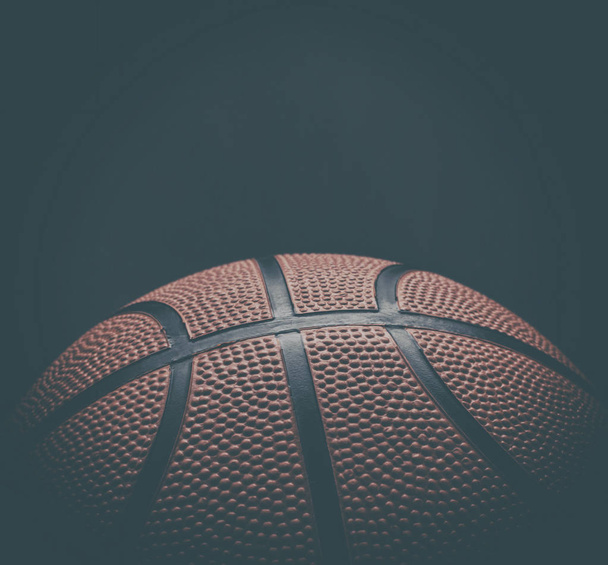 Dark basketbalu pozadí s kopií prostor - Fotografie, Obrázek