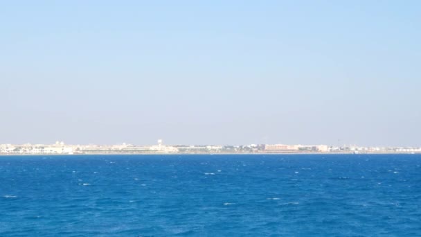 View of the Sea Against the Blue Sky - Záběry, video