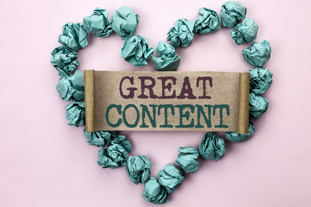 Writing note showing  Great Content. Business photo showcasing Excellent Information Valuable Interesting Good Convenient written on Cardboard Piece on Heart on the light pink plain background. - Photo, Image
