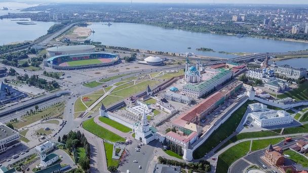 Kazan Kremlin panoramik manzaralı. Kazan, Rusya Federasyonu  - Fotoğraf, Görsel