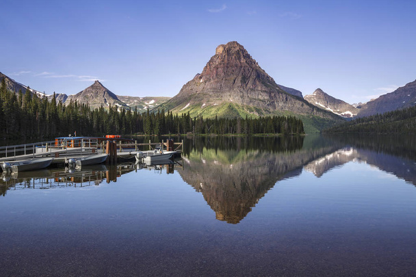 Two Medicine Lake, Glacien National Park, Montana, USA - Photo, Image