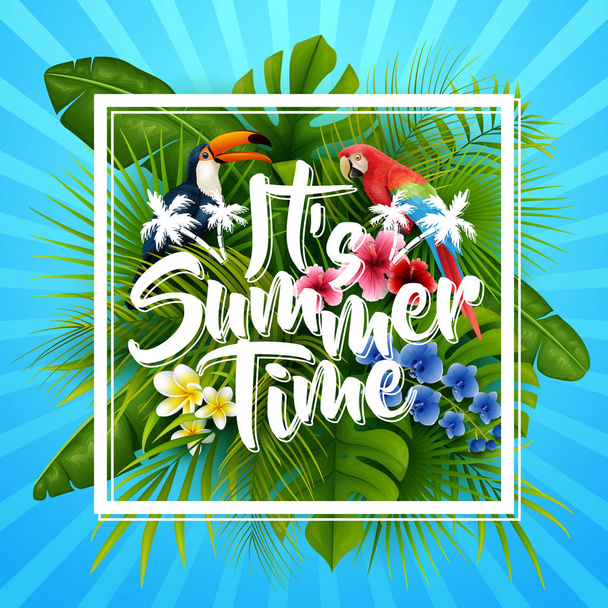 Het is de zomertijd typografie. gestreepte achtergrond met tropische planten, bloemen, palmbladeren en papegaai  - Vector, afbeelding