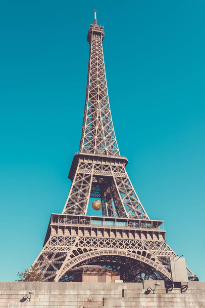 La Torre Eiffel
 - Foto, immagini
