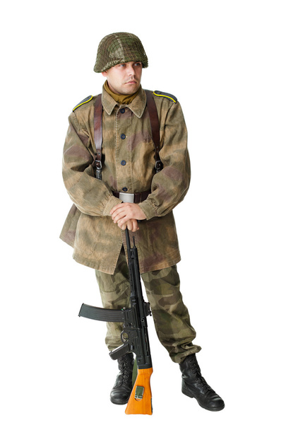 german soldier with submachine gun isolated on white background - Foto, imagen